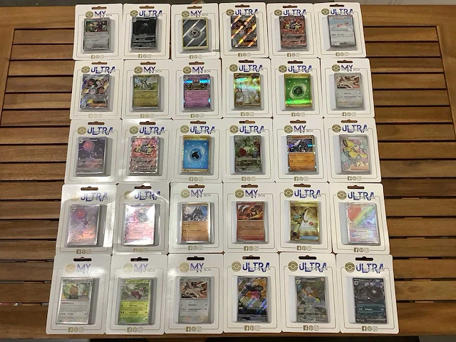 Pokemon ultra boosterbox (30x) - afbeelding 1 van  5