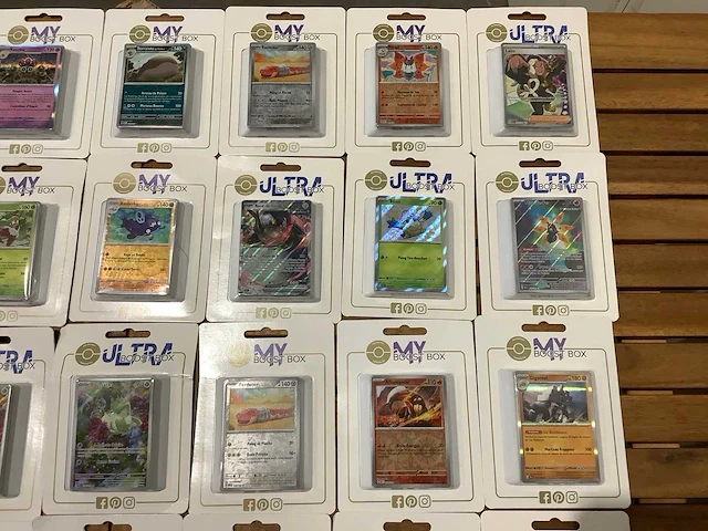 Pokemon ultra boosterbox (30x) - afbeelding 4 van  5