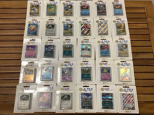 Pokemon ultra boosterbox (30x) - afbeelding 1 van  5