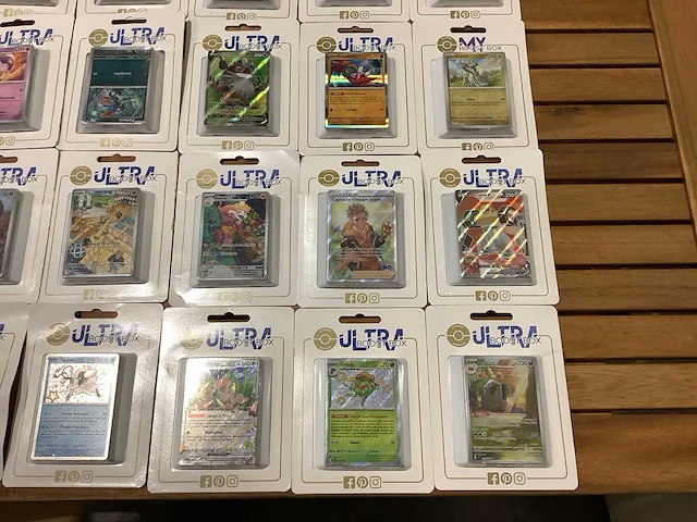 Pokemon ultra boosterbox (30x) - afbeelding 4 van  5