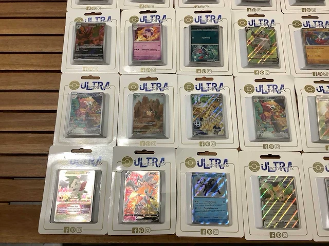 Pokemon ultra boosterbox (30x) - afbeelding 5 van  5