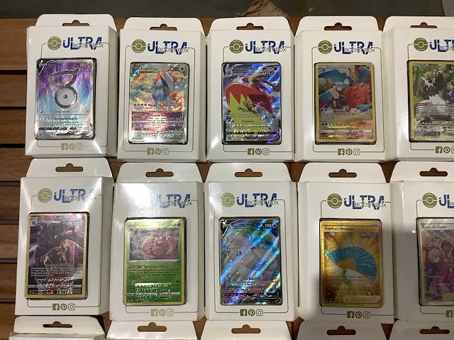 Pokemon ultra boosterbox (30x) - afbeelding 3 van  5