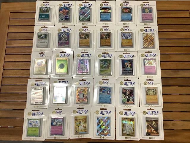 Pokemon ultra boosterbox (30x) - afbeelding 1 van  5