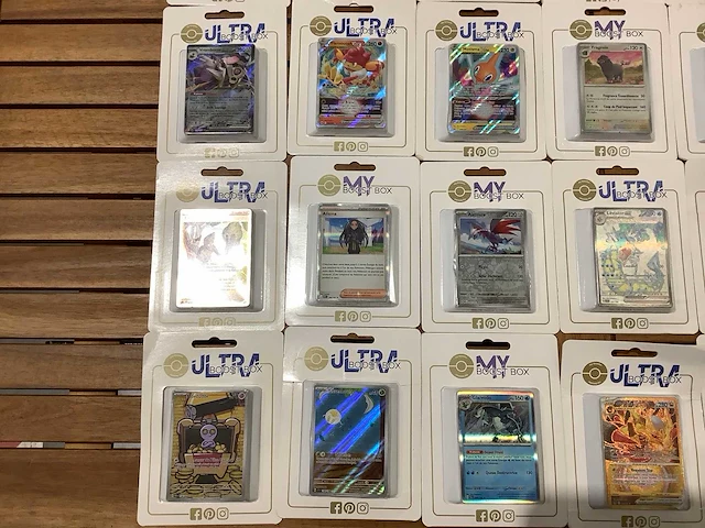 Pokemon ultra boosterbox (30x) - afbeelding 4 van  5