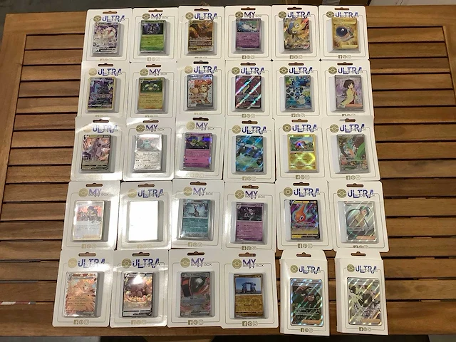 Pokemon ultra boosterbox (30x) - afbeelding 1 van  5
