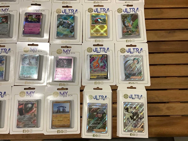Pokemon ultra boosterbox (30x) - afbeelding 4 van  5