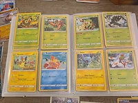 Pokémon verzameling met o.a. oude kaarten en gevulde map + accessoires - afbeelding 15 van  39