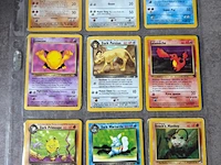 Pokemon vintage kaarten met o.a 1999 charizard holo - afbeelding 4 van  17