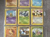 Pokemon vintage kaarten met o.a 1999 charizard holo - afbeelding 10 van  17