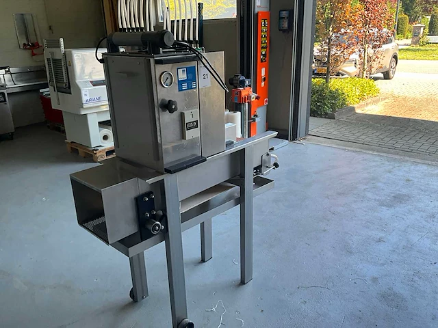 Pökomat p13/270 pekelinjector - afbeelding 12 van  15
