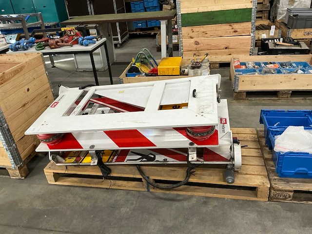 Pol scharnierend actieraamwerk - afbeelding 1 van  3