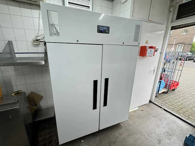 Polar - cc663-e-02 - mobiele dubbeldeurs koelkast - afbeelding 1 van  7