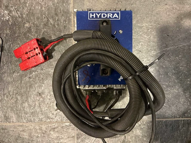Polar - hydra 24v 50a - battery chargers - - afbeelding 1 van  2