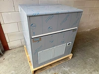 Polar - ua029 - ijsblokjesmachine - afbeelding 1 van  8
