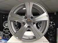 Polar 7 aluminium velgenset - 5x115 7j et38 - afbeelding 1 van  1