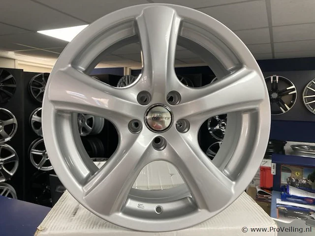 Polar aluminium velgenset - 5x100 7j et35 - afbeelding 1 van  1
