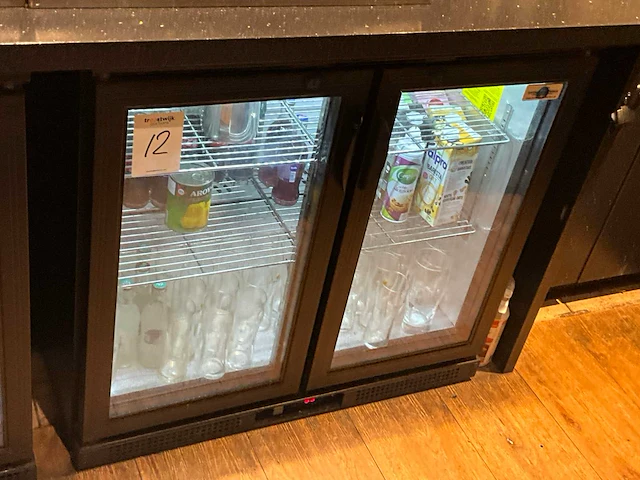 Polar dp286-e & dp287-e vitrine koelkast (2x) - afbeelding 2 van  4