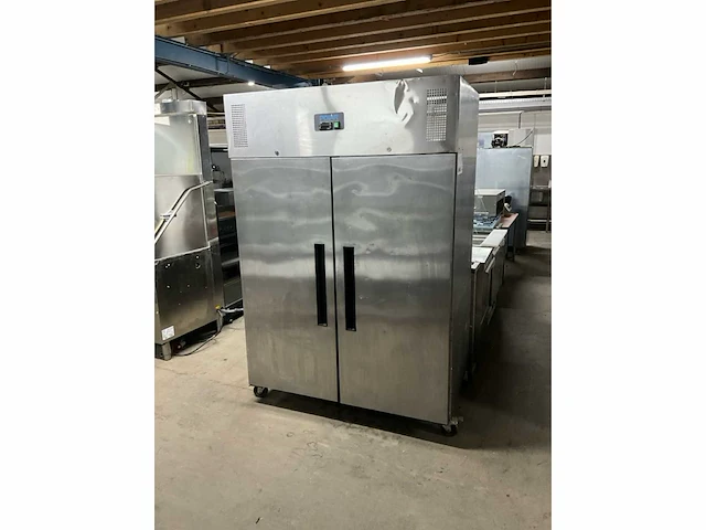 Polar g595-e-02 dubbeldeurs koelkast - afbeelding 2 van  9