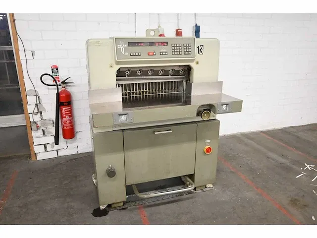 Polar mohr - 55 em - snijmachine - afbeelding 1 van  5