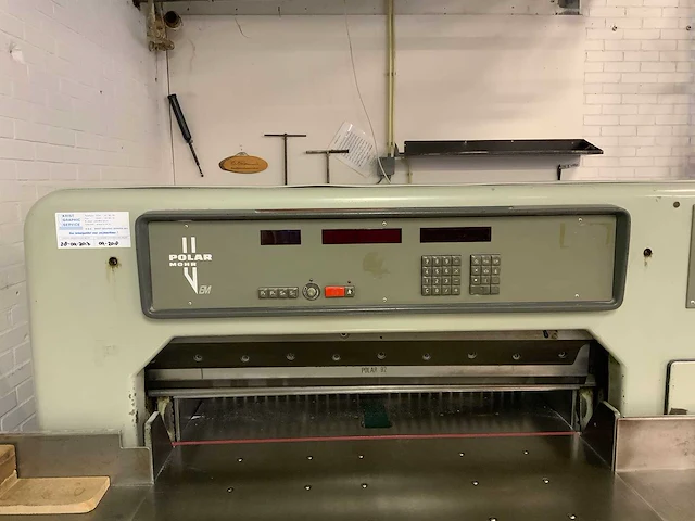 Polar mohr - 92 em - guillotineschaar - afbeelding 10 van  12