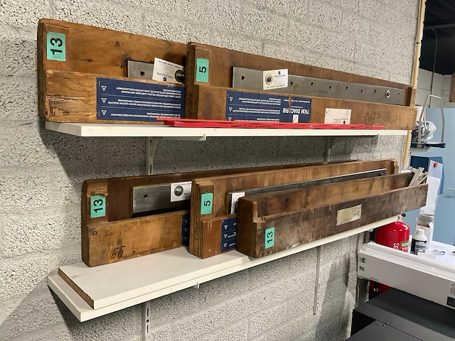 Polar mohr 82 el guillotine snijmachine met toebehoren - afbeelding 8 van  19