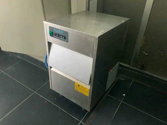 Polar t316 ijsblokjesmachine - afbeelding 2 van  2