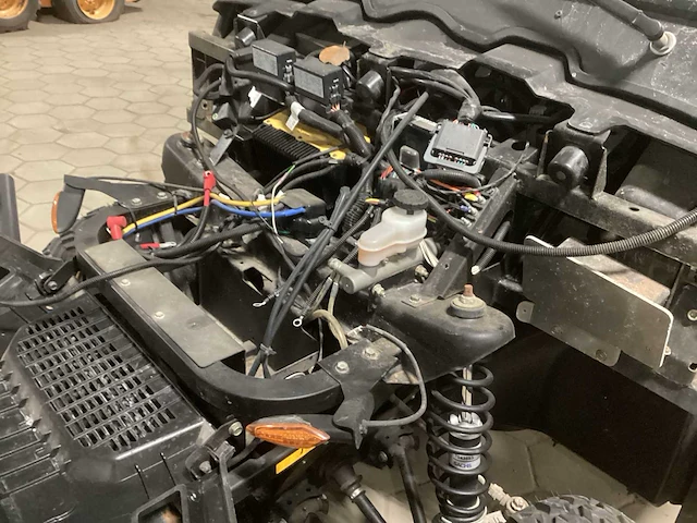 Polaris ev quad - afbeelding 16 van  20