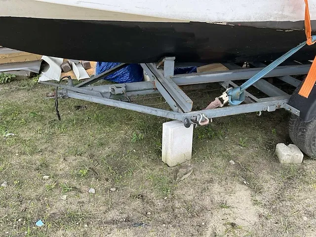 Polaris l770 consoleboot met stallingstrailer - afbeelding 36 van  43