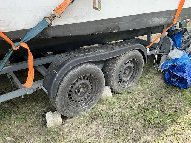 Polaris l770 consoleboot met stallingstrailer - afbeelding 37 van  43