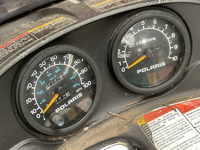Polaris sneeuwscooter - afbeelding 8 van  12