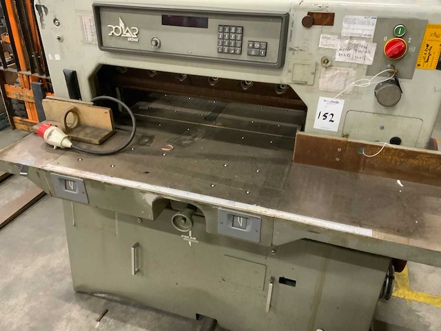 Polarmhor 76 sdp papiersnijmachine - afbeelding 2 van  8