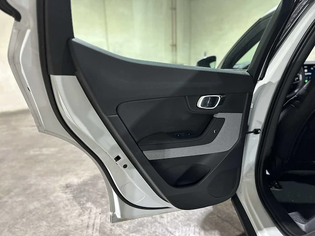 Polestar 2 long range dual motor launch edition 78kwh 408pk 2020, j-101-vk - afbeelding 28 van  46
