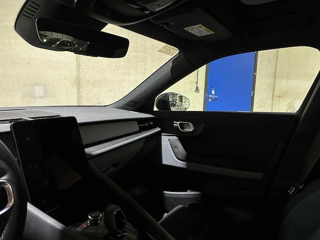 Polestar 2 long range dual motor launch edition 78kwh 408pk 2020, k-857-ds - afbeelding 11 van  42