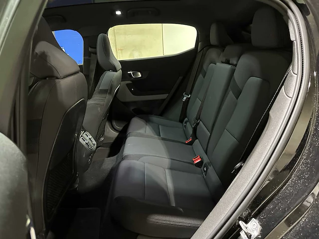 Polestar 2 long range dual motor launch edition 78kwh 408pk 2020, k-857-ds - afbeelding 27 van  42