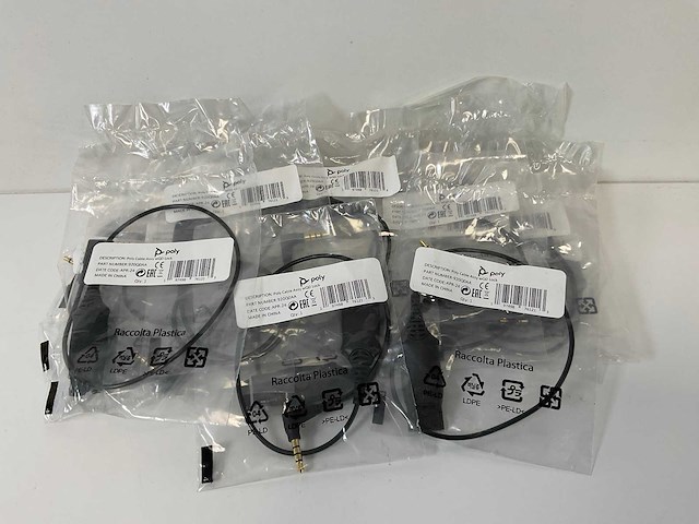 Poly (920q0aa) cable assy with qd lock adapters (new) (18x) - afbeelding 1 van  4