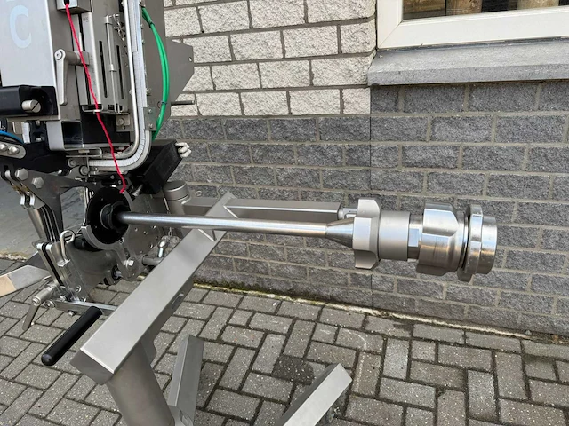 Poly clip system - 2019 - dc 600 - clippermachine - afbeelding 7 van  11