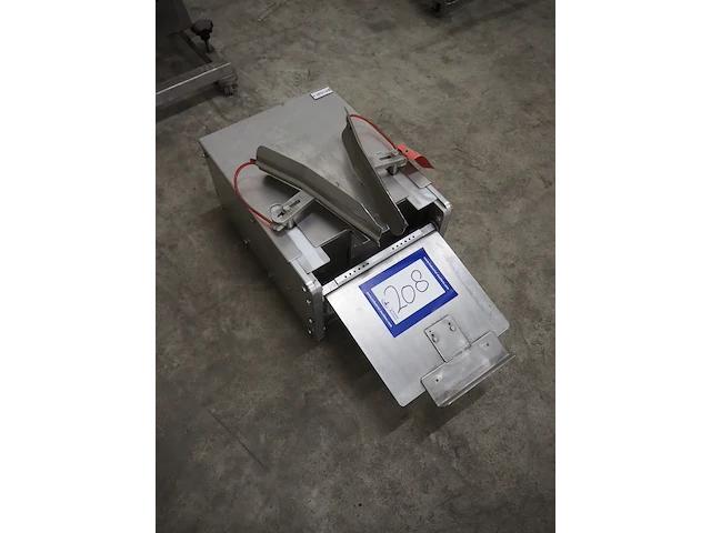 Poly-clip system corporation - afbeelding 2 van  5