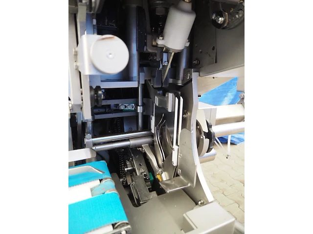 Poly-clip system gmbh & co. kg - afbeelding 15 van  16
