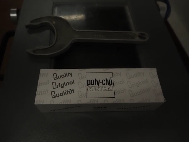 Poly-clip system gmbh & co. kg - afbeelding 2 van  11