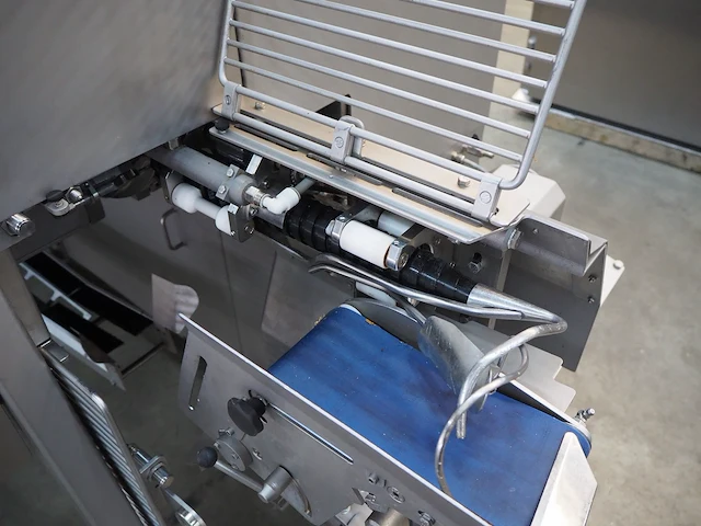 Poly-clip system gmbh & co. kg. - afbeelding 5 van  27