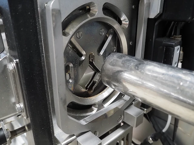 Poly-clip system gmbh & co. kg - afbeelding 11 van  13