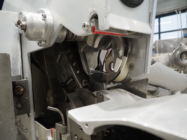 Poly-clip system gmbh & co. kg - afbeelding 3 van  24