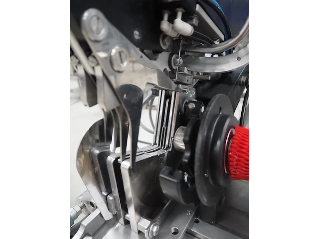 Poly-clip system gmbh & co. kg - afbeelding 3 van  19