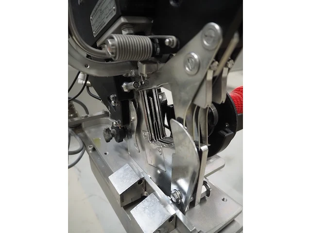 Poly-clip system gmbh & co. kg - afbeelding 4 van  19