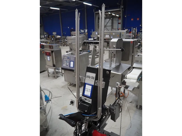 Poly-clip system gmbh & co. kg - afbeelding 19 van  19