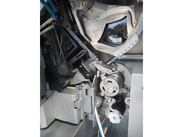 Poly-clip system gmbh & co. kg - afbeelding 16 van  17