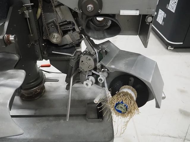 Poly-clip system gmbh & co. kg - afbeelding 15 van  15