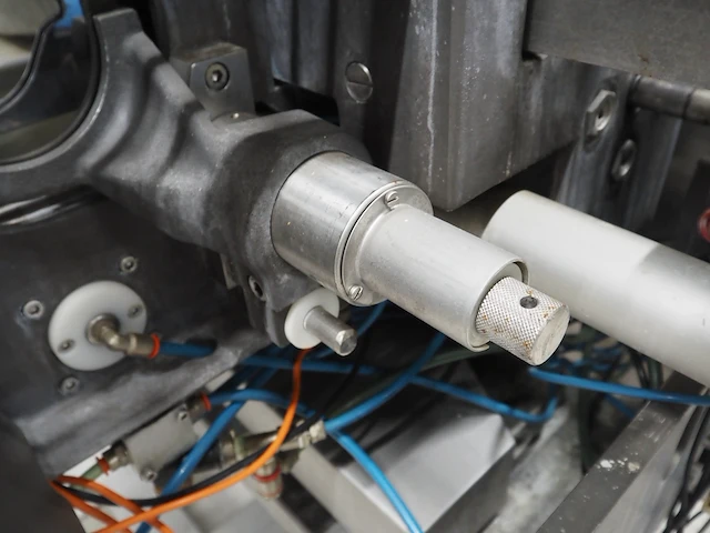 Poly-clip system gmbh & co. kg - afbeelding 20 van  22