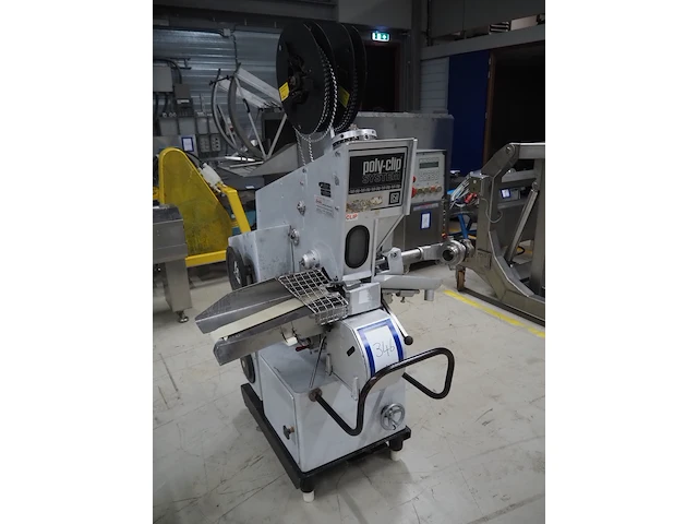 Poly-clip system gmbh & co. kg - afbeelding 1 van  17