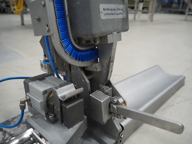 Poly-clip system gmbh & co. kg - afbeelding 9 van  11